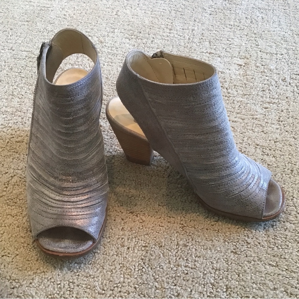 Paul Green Cayanne Peep Toe Bootie Metallic Smoke Leather Heels Shoes 2.5 US 5